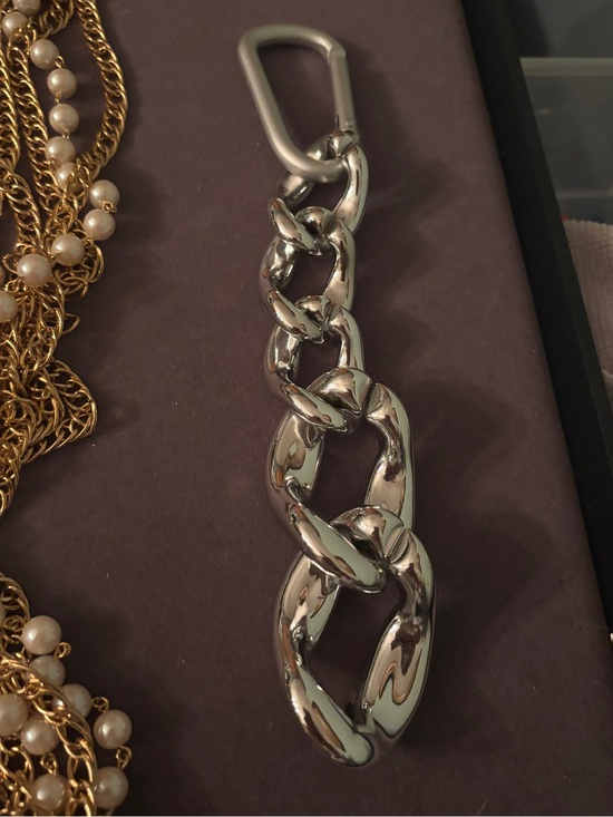 Accessories - Chain Bag Charm - Faux Silver / Plastic - Silver Ring / Clasp - Oversized